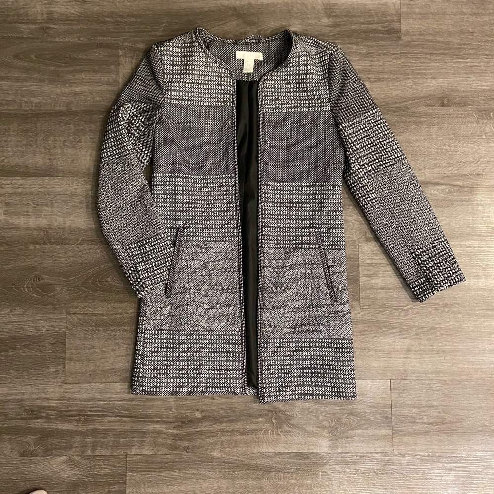H&M black and white pattern coat
